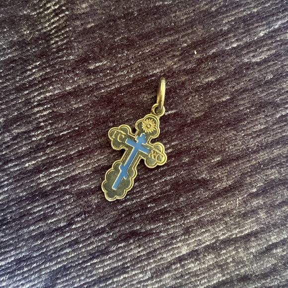 Silver Cross - Picture 2 of 5